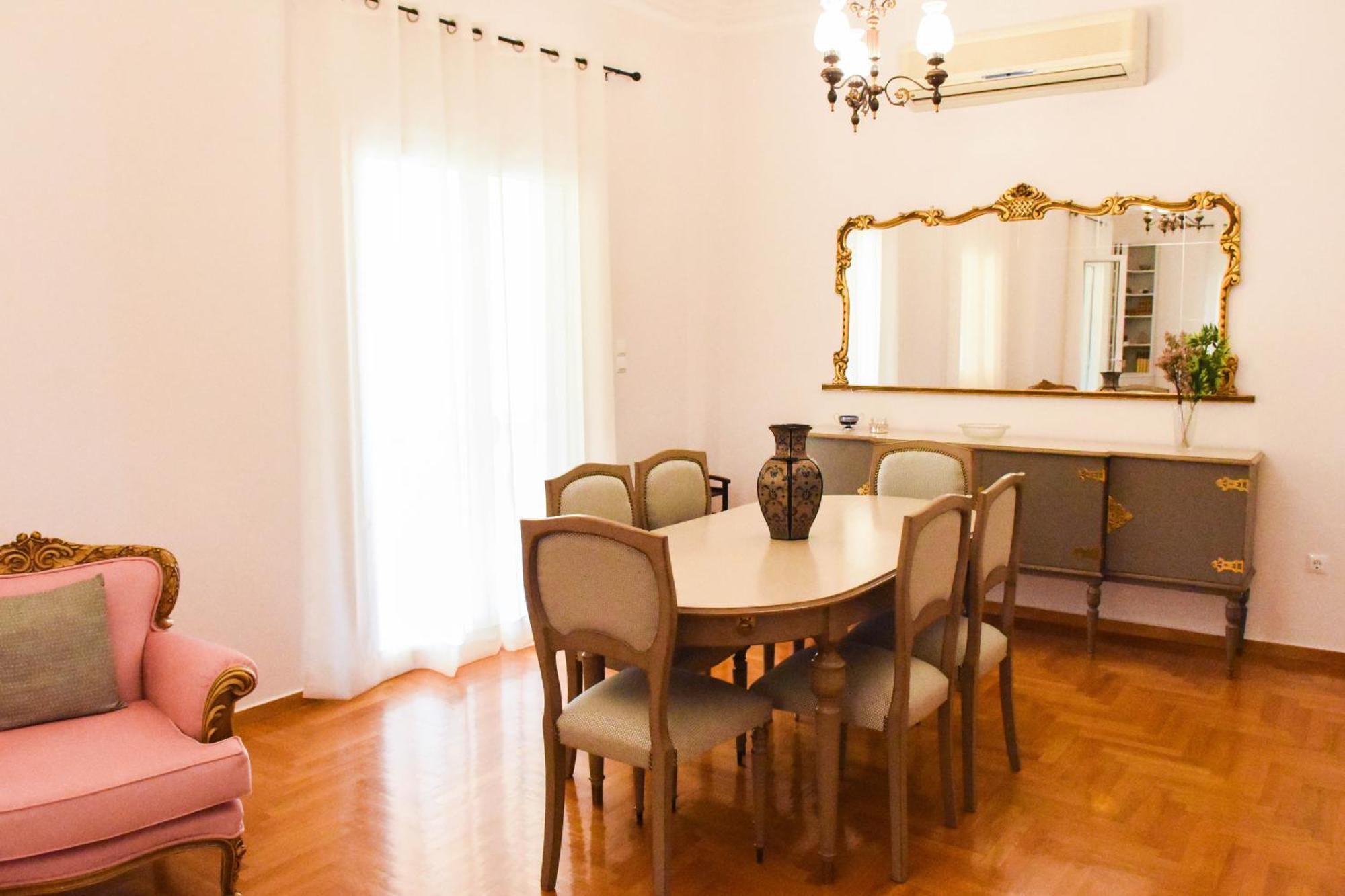 Апартаменти Ellis House Аґрініо Екстер'єр фото